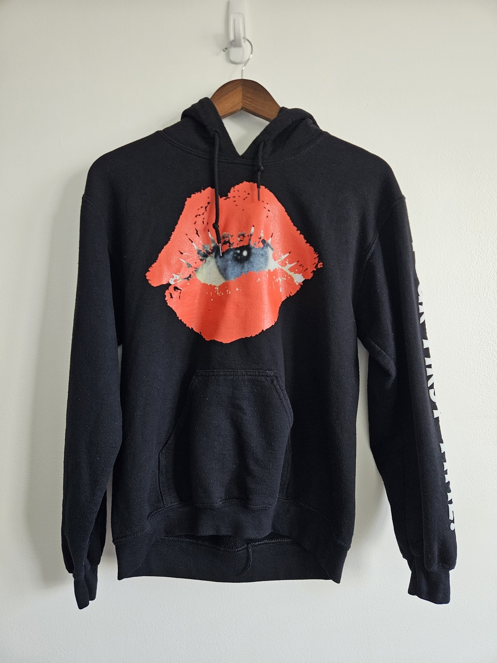 The Kid Laroi EOTW Tour 2022 Black Hoodie with Red Lip Graphic - Men Size Small